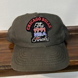 Vintage 1991 NBA FINALS Snap Back Cap - Chicago Bulls Championship One Size !
